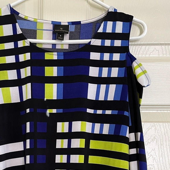 WORTHINGTON cold shoulder top - Picture 6 of 10